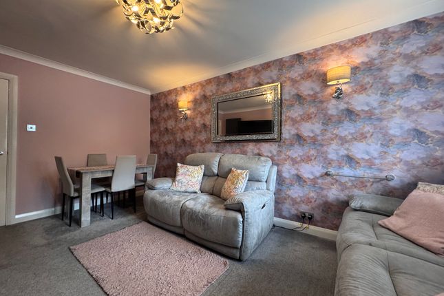 1, Quarry Close, Totnes photo 2