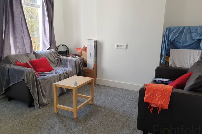 24 Sandown Road, Brighton photo 2