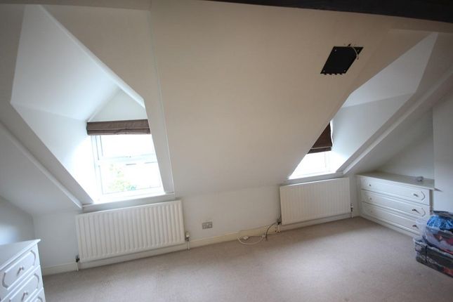 End terrace house to rent in Farnley Road, Menston, Ilkley