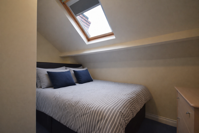Room 4, 98, Hollis Road, Coventry photo 2