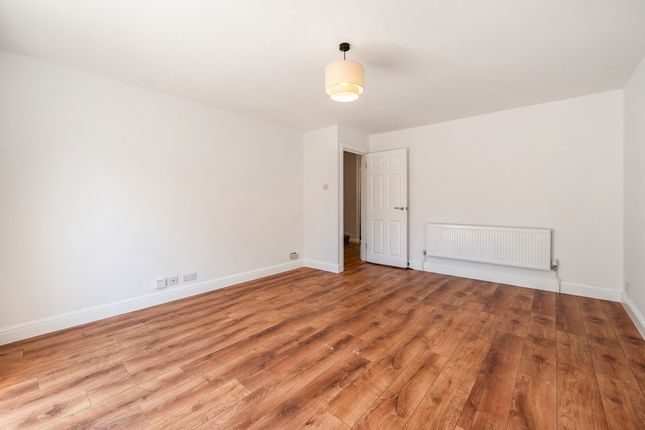 24, Oglander Road, Winchester photo 4