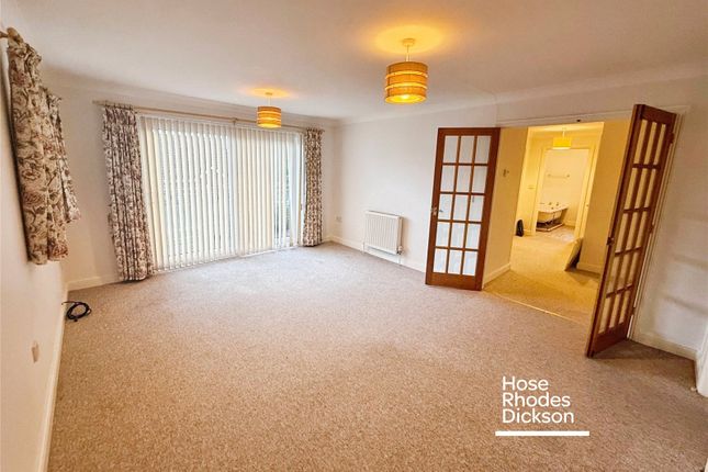 23, Foxhills, Ventnor photo 2