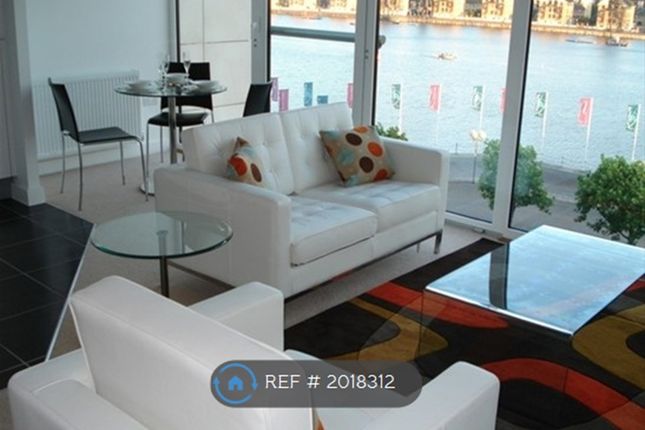Flat to rent in Adriatic Apartments, London