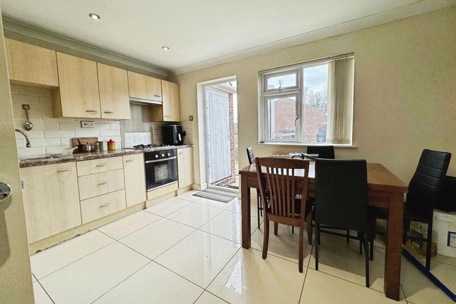 35 Newby Acre, Marlborough photo 2