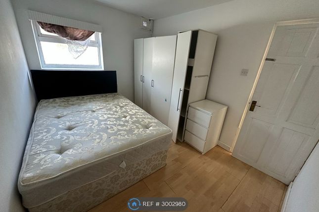 Kingsley Road, Hounslow photo 5