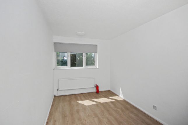 9, Newmarket photo 4