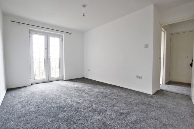 43, Crofton Way, Enfield photo 4