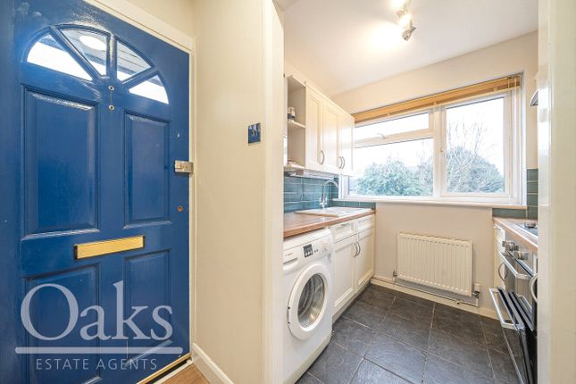 1a, Holmesdale Close, London photo 5