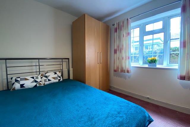 Bedroom 1 - 400A Milton Road.Jpg