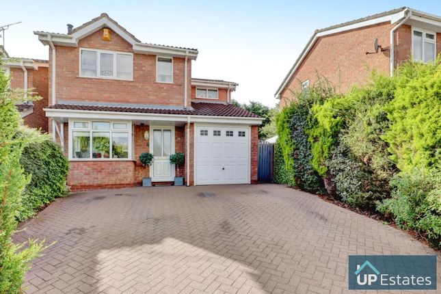 Thumbnail Detached house for sale in Heavily Extended, Cambridge Drive, Nuneaton