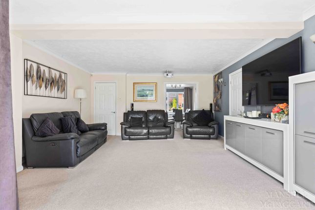 Detached house for sale in Ticehurst Close, Worth