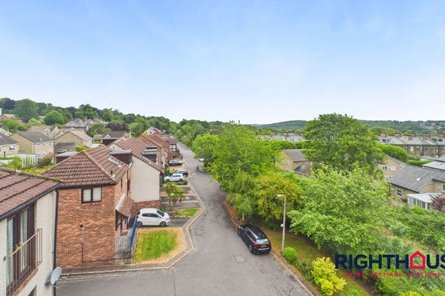8 Kirklands Court Ridgewood Close, Shipley photo 3