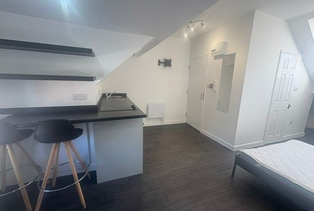 Flat 3, Birmingham photo 3