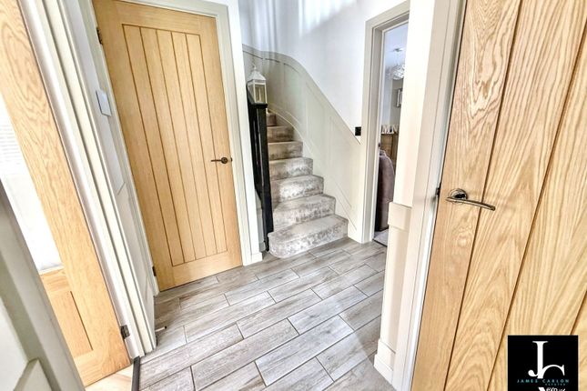 11, Thistly Leasow, Telford photo 2