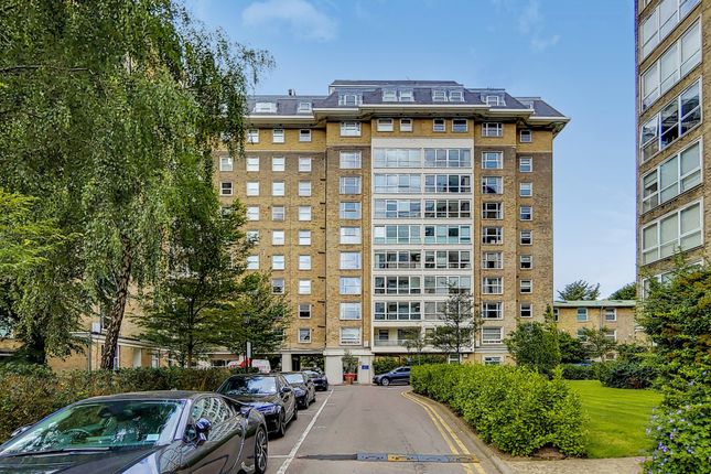 Flat to rent in St Johns Wood Park, St Johns Wood