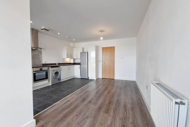 402 Eclipse Court, Barnard Square, Ipswich photo 4