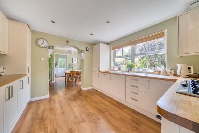 46, Lansdowne Crescent, Calne photo 4