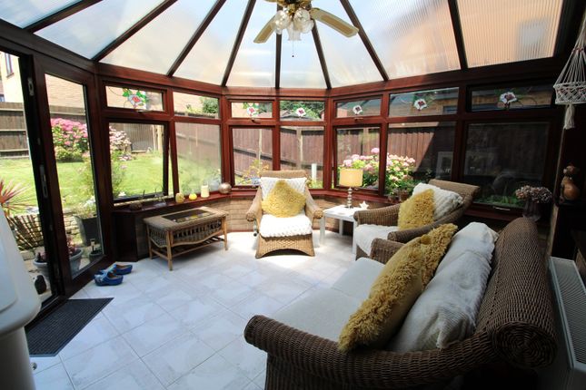 3, Llys Briallen, Bridgend photo 4