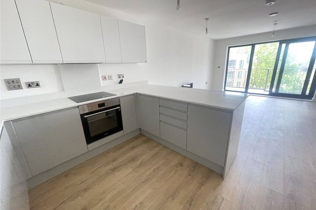 Flat for sale in The Triangle, Victoria Road, Ashford, Kent
