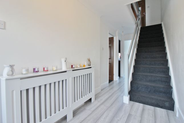 End terrace house for sale in Northern Parade, Portsmouth