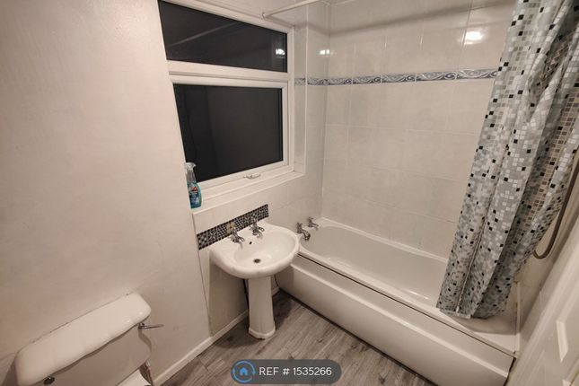 Semi-detached house to rent in Herricks Avenue, Leicester