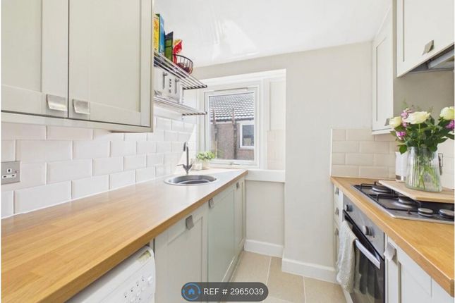 Crofton Avenue, Glasgow photo 3