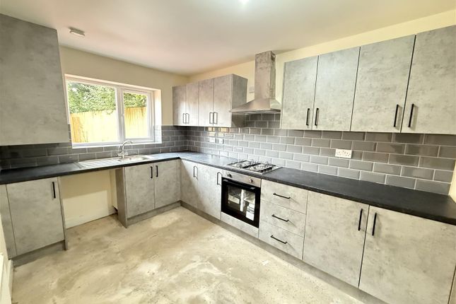 4a, Woodwards Road, Walsall photo 4