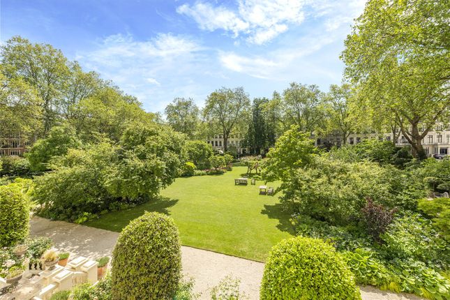 Thumbnail Flat for sale in Cleveland Square, Bayswater