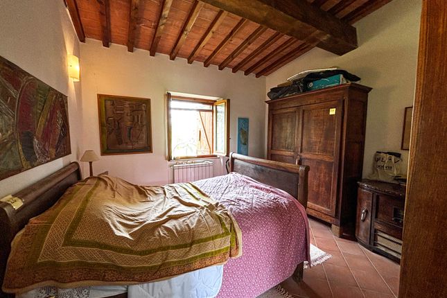 Farmhouse for sale in Strada Provinciale Del Poggetto, Guardistallo, Pisa, Tuscany, Italy