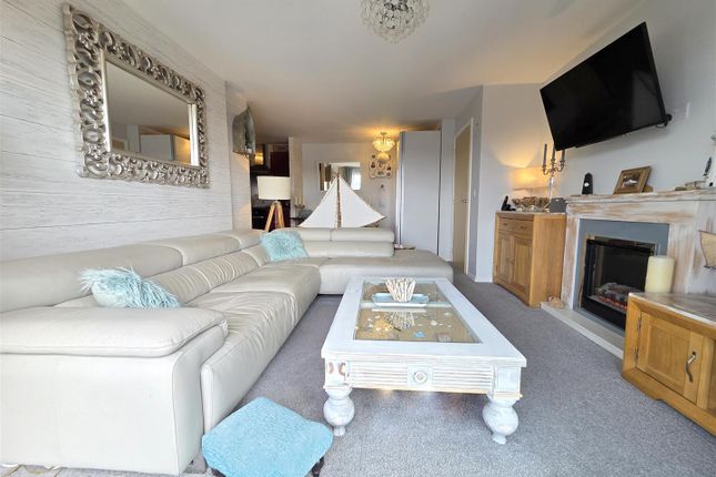 Clocktower Penthouse, 25, Severn View, Stourport On Severn photo 3