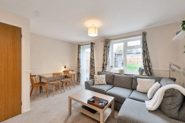 8 Princes Mews, Royston photo 4