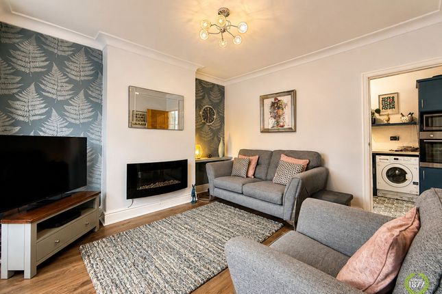 27 Brantwood Avenue, Blackburn photo 3