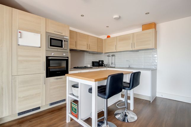 Flat Flat 9, 19, Marquess Drive, Bletchley photo 2