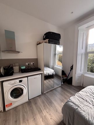 Room 8, Florence Road, London photo 4
