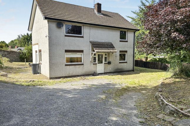 Detached 4 Bedroom House