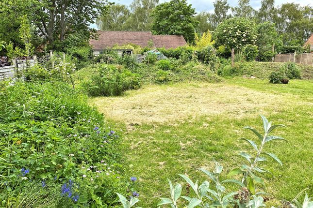 Thumbnail Land for sale in High Street, South Moreton
