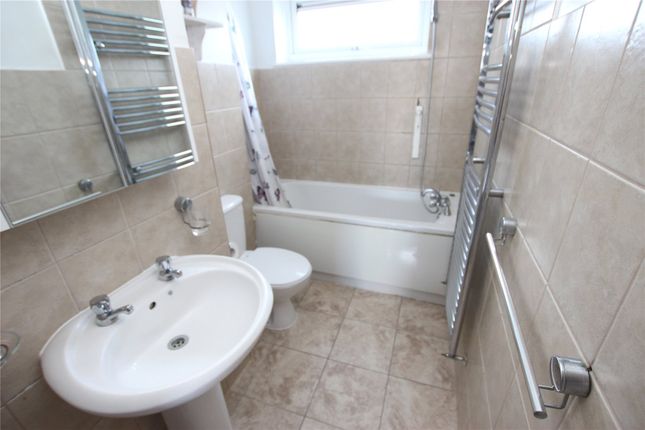 298, Whipperley Ring, Luton photo 3