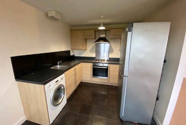 92, Waltheof Road Sheffield photo 2