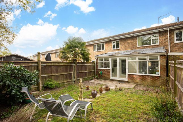 Terraced house for sale in Greenacres, Crawley