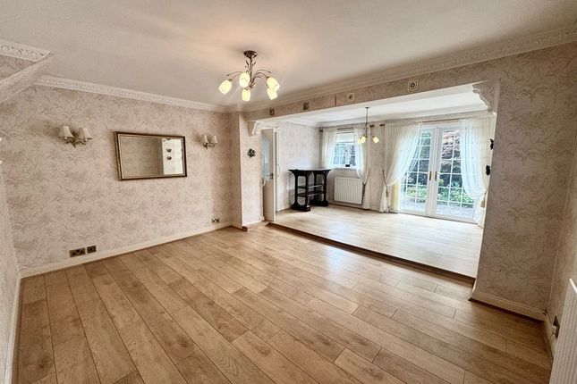 3, Chipchase Court, Whitley Bay photo 3