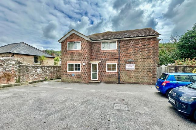 2-bed flat on Flat 4, The Moorings, 71 The Bourne,  Old Town, Hastings, £199,950