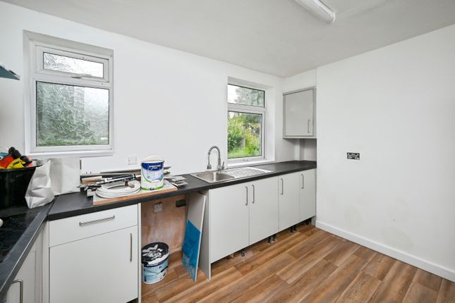106, Devonshire Drive, Langwith, Mansfield photo 4