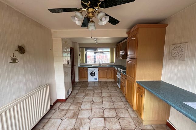 11, Aire Place, Winsford photo 4