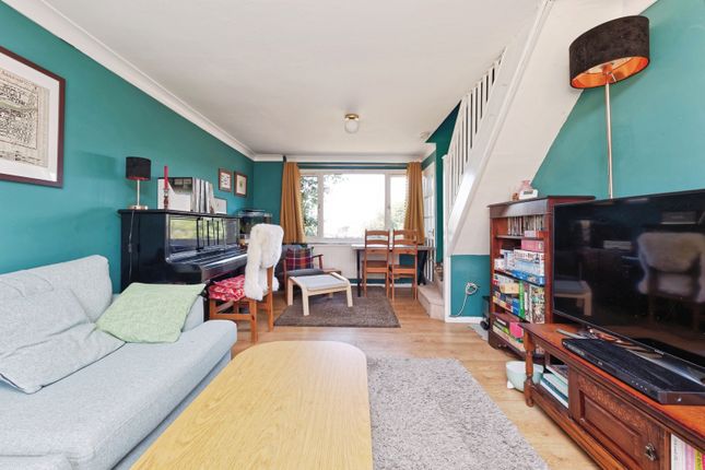 72, Franklyn Road, Kent photo 3