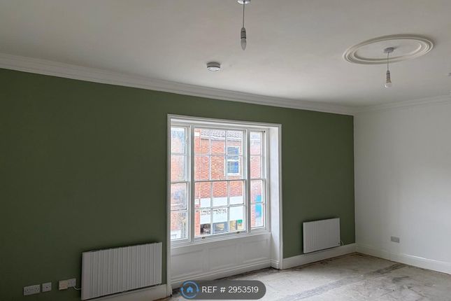 Studio flat on Carters Yard, Newark, £550/mo