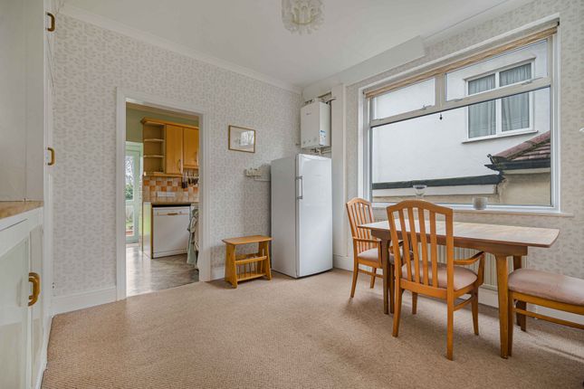 13, Elm Grove, Orpington photo 4