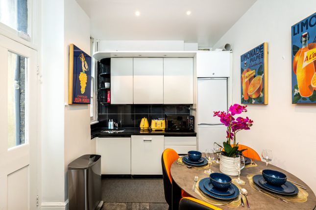 Flat 4 Winsford House,, Luxborough Street, Marylebone photo 3