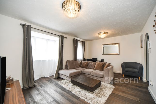 5, Frobisher Road, Erith photo 4