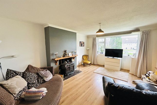 12 Sycamore Drive, Lymm photo 2