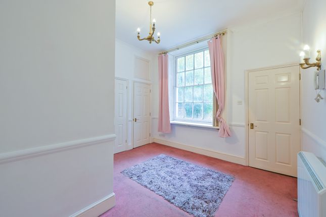 Flat 5 Regency court, Cranbury Terrace, Southampton photo 5